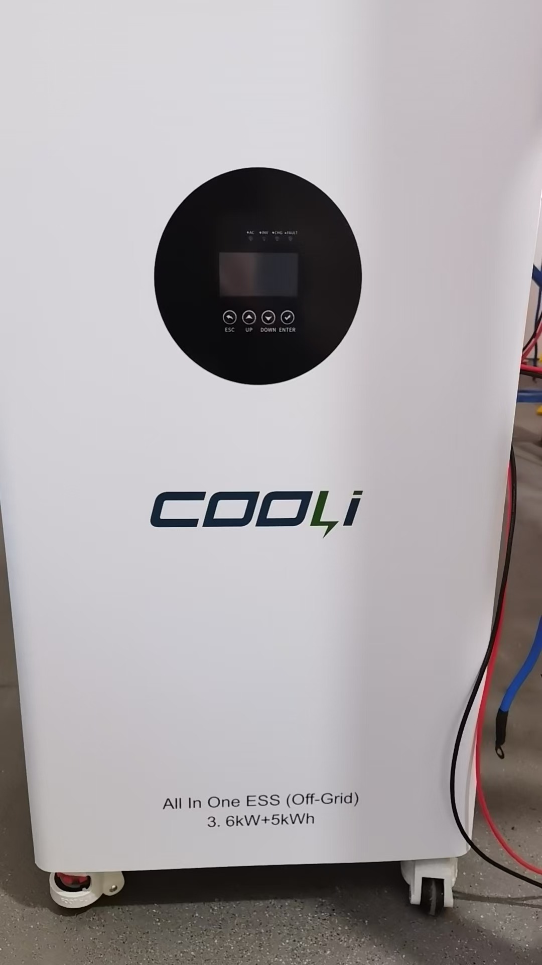 Onduleur Solaire Hybride Tout-en-Un 3.6KW avec Stockage Batterie 5KWH