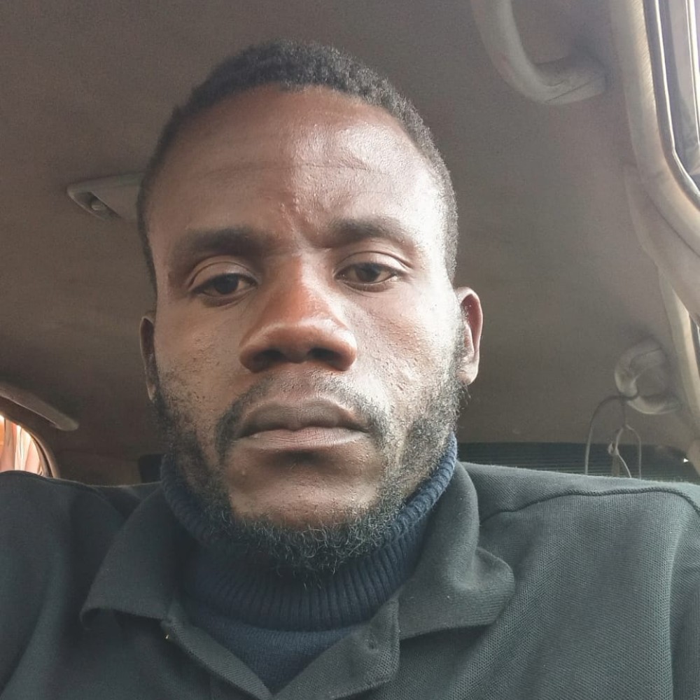 Portrait de M. STANISLAS SHUNGU